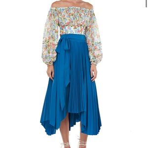 Delia Skirt in Ocean Blue
AMUR